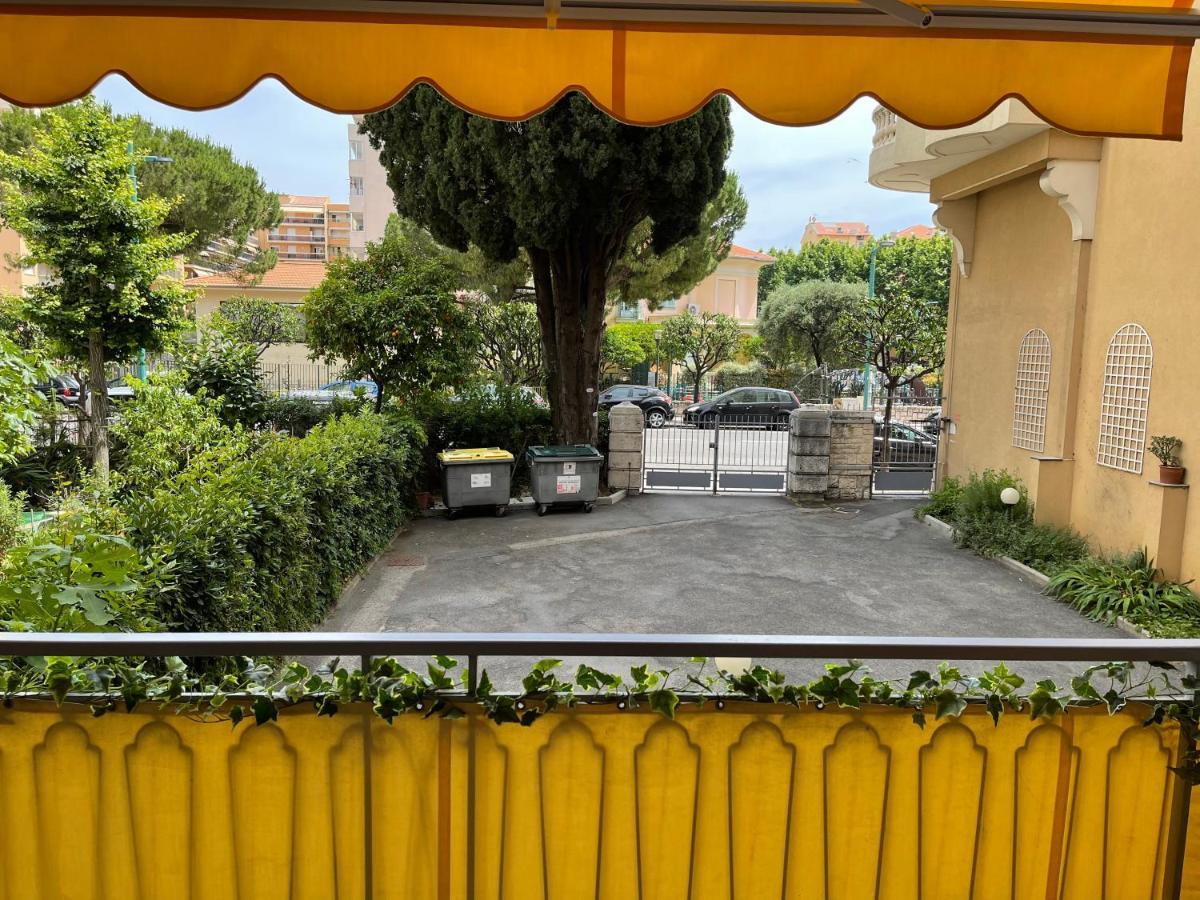 Location Saisonniere Menton 220 M Des Plages ภายนอก รูปภาพ